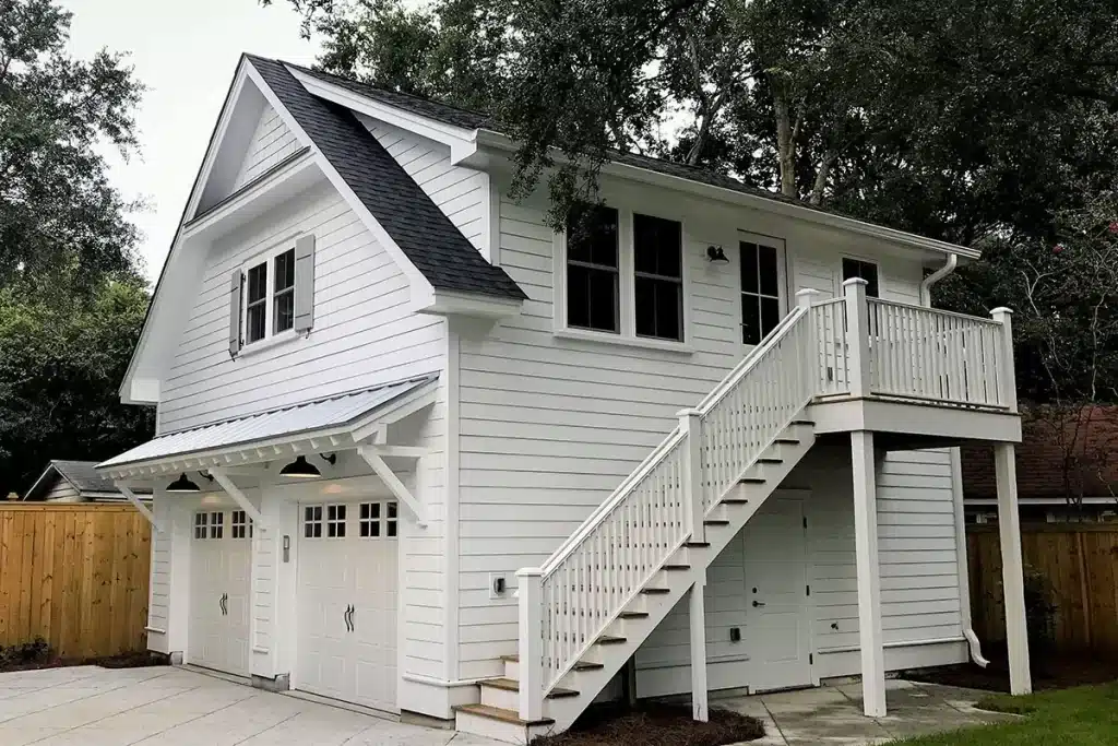 carriage house garage apartment